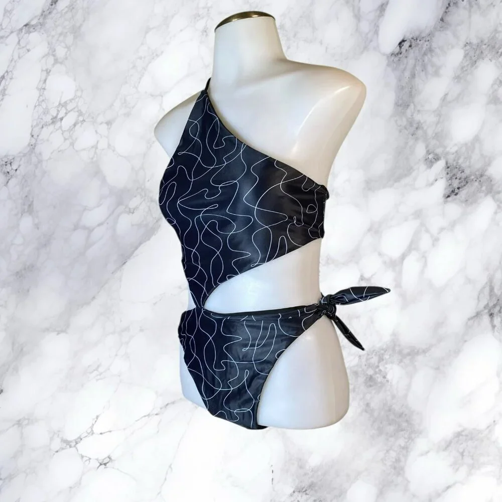 lovewave Nadege One Piece - Black & White Swirl
